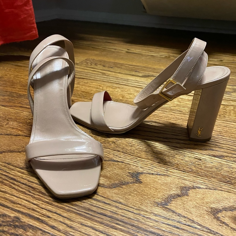 Yves Saint Laurent Nude Patent Leather Block Heel Sandals